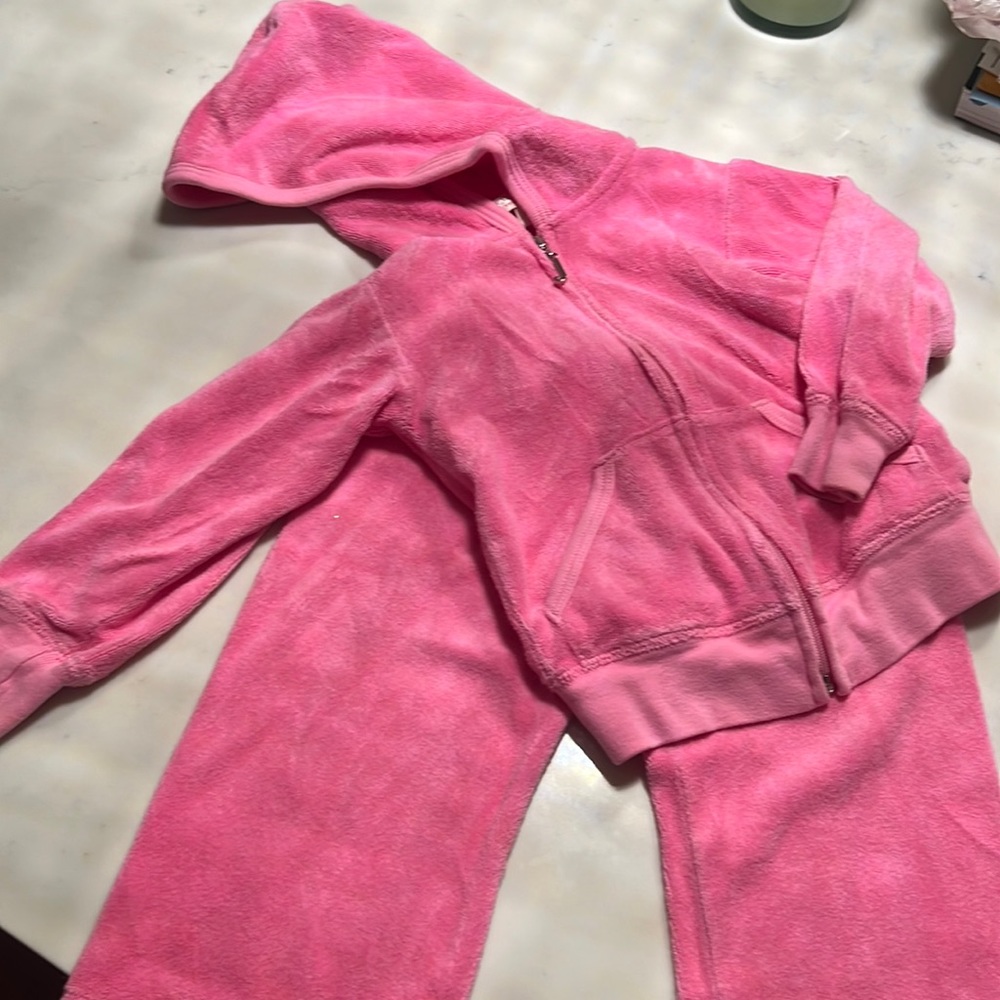 Sweatsuit